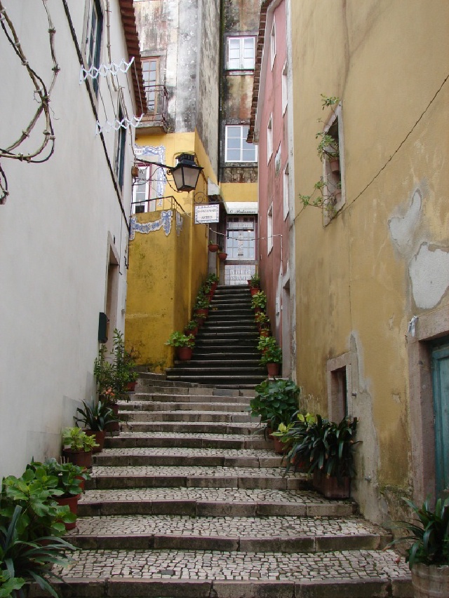 2008/03(March)/AroundTheWorld/Lisbon/640x480_In Sintra now.jpg
